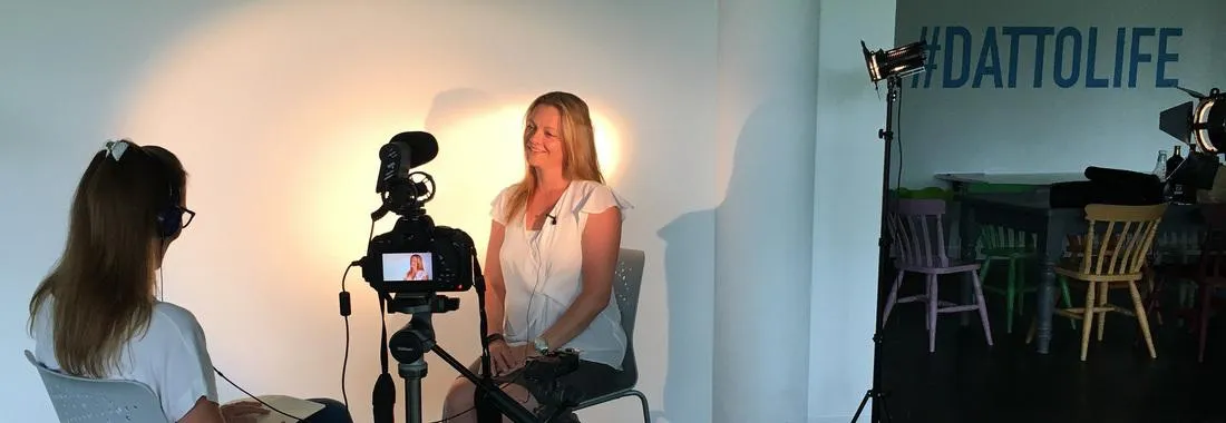 

Camera training﻿ for interviews