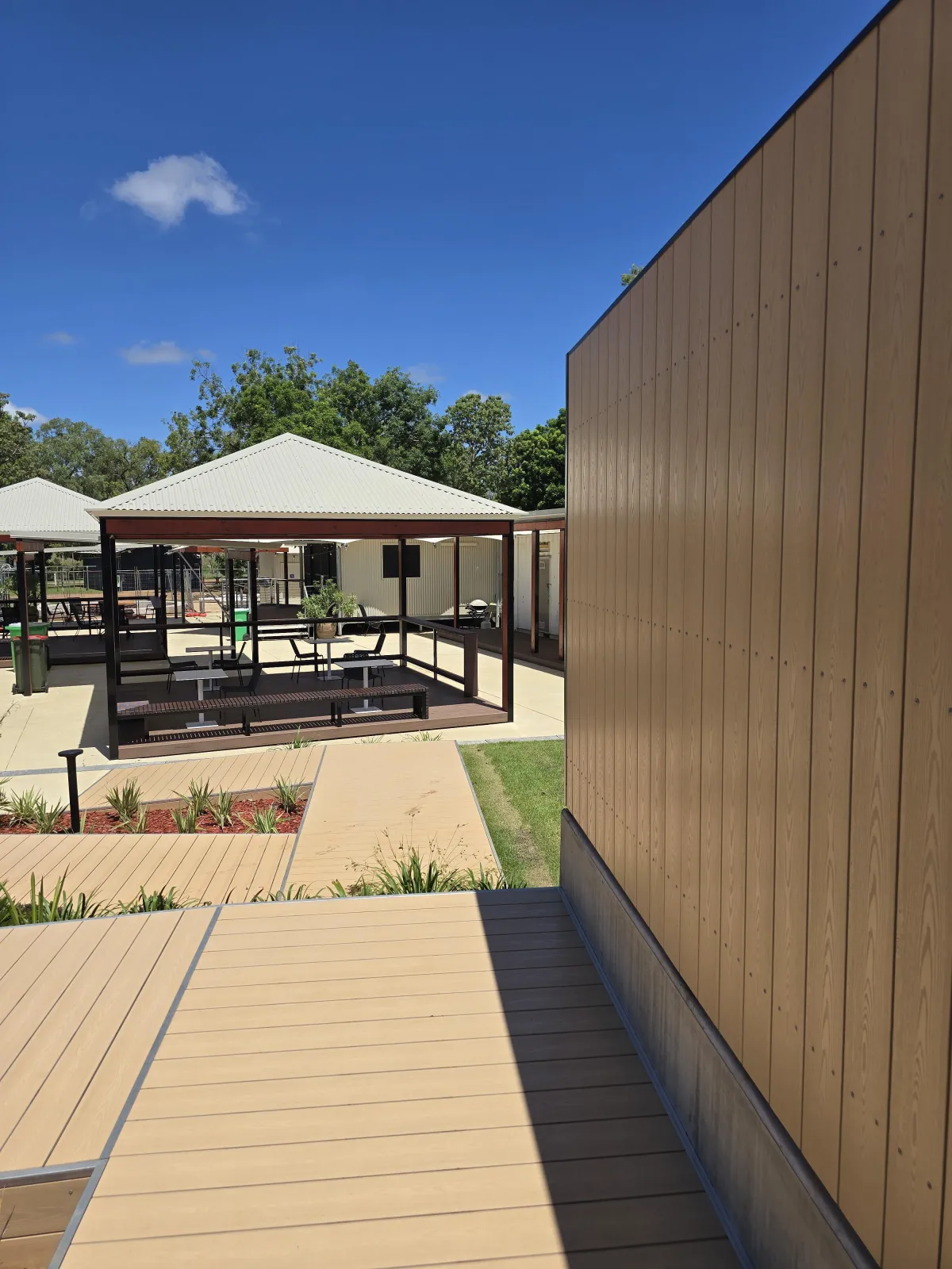 Outdoor path at Lilys Resort Kununurra
