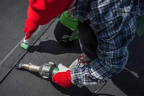 EPDM roof membrane rubber installation