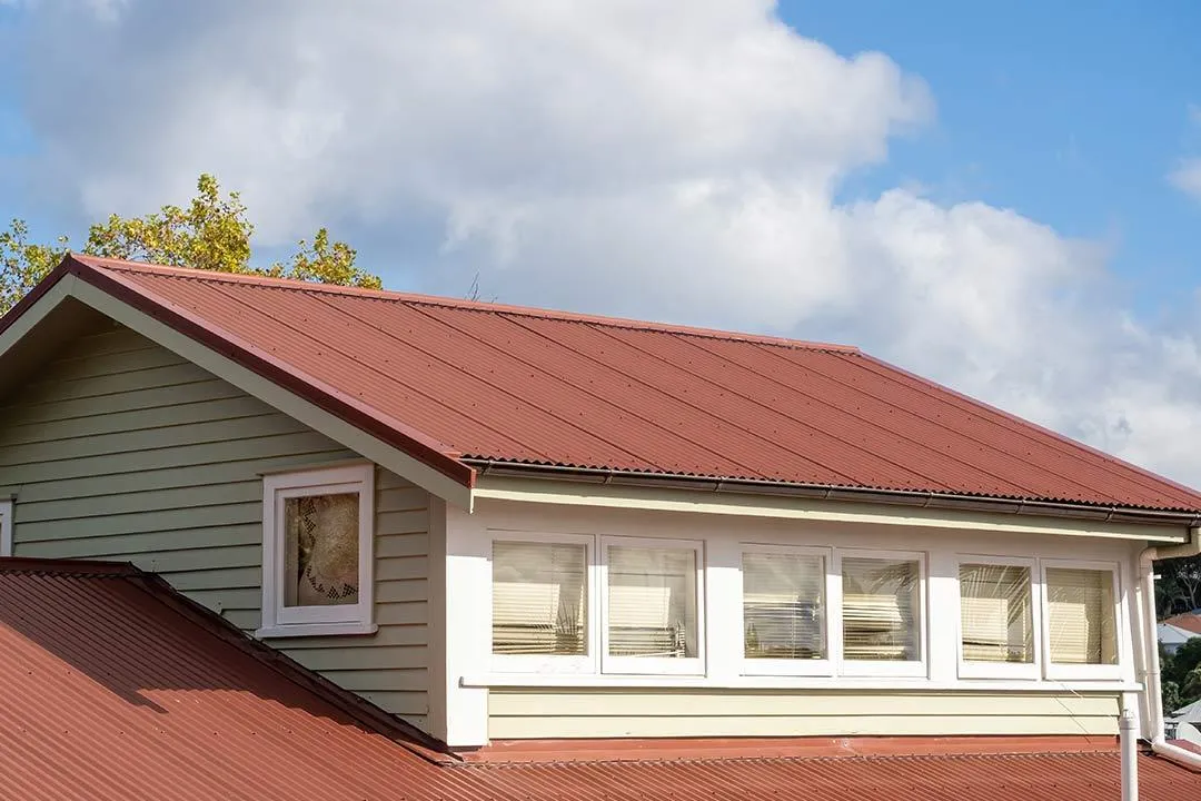 House loft with metal roof.