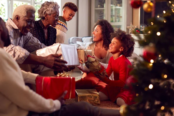How to Navigate the Holiday Season When Dealing with Grief and Loss