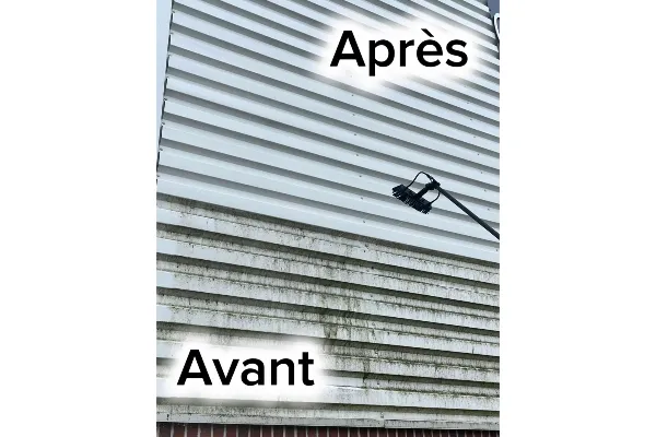 Nettoyage professionnel de bardage industriel métallique - Méthode eau osmosée - Surfaclean PACA