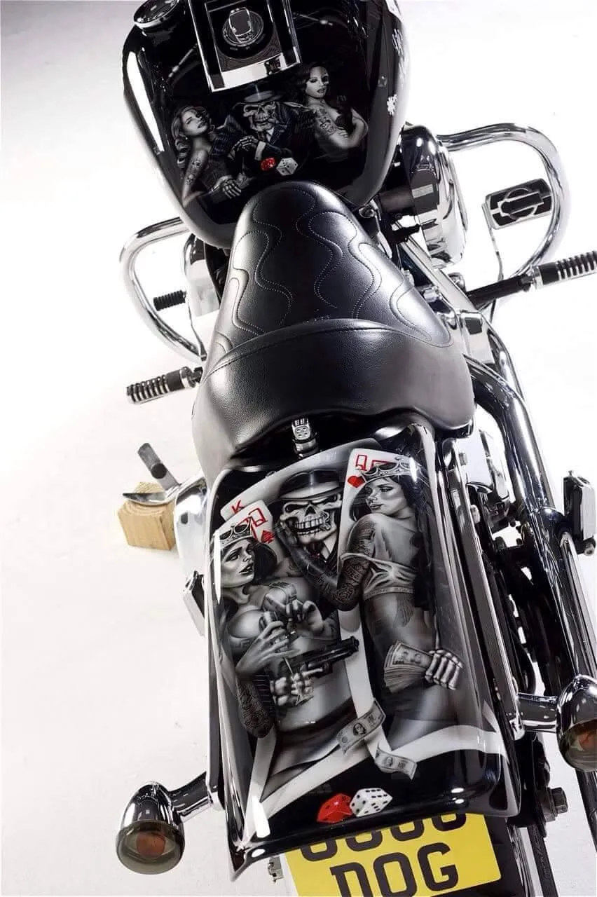 Skulls & Gamberling Airbrush Theme