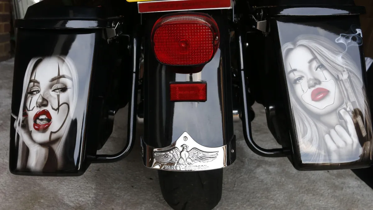 Harley Vegas & Girls Chicano Styl;e Airbrush Theme