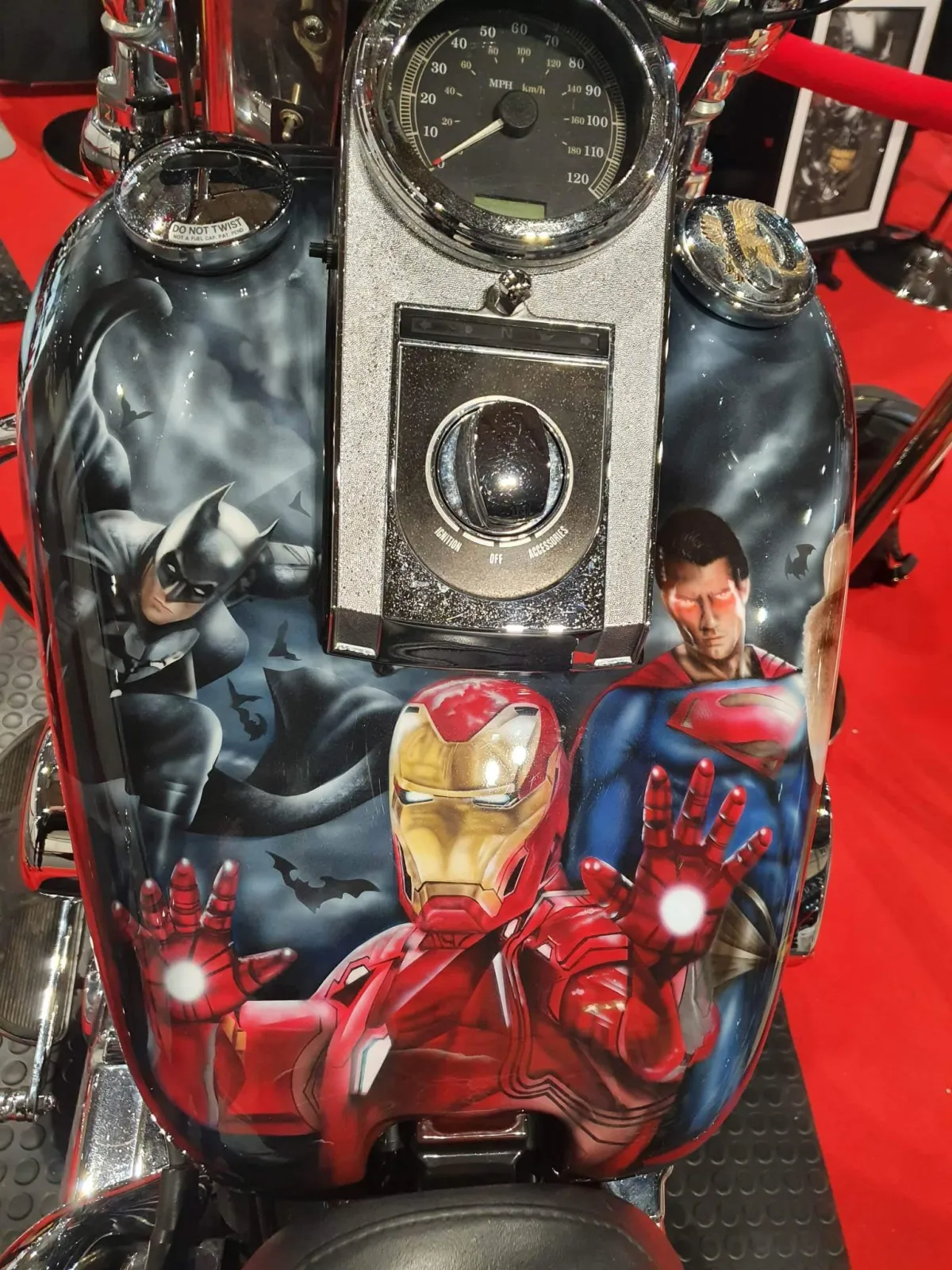 Harley Davidson Fatboy - DC Themed Airbrush