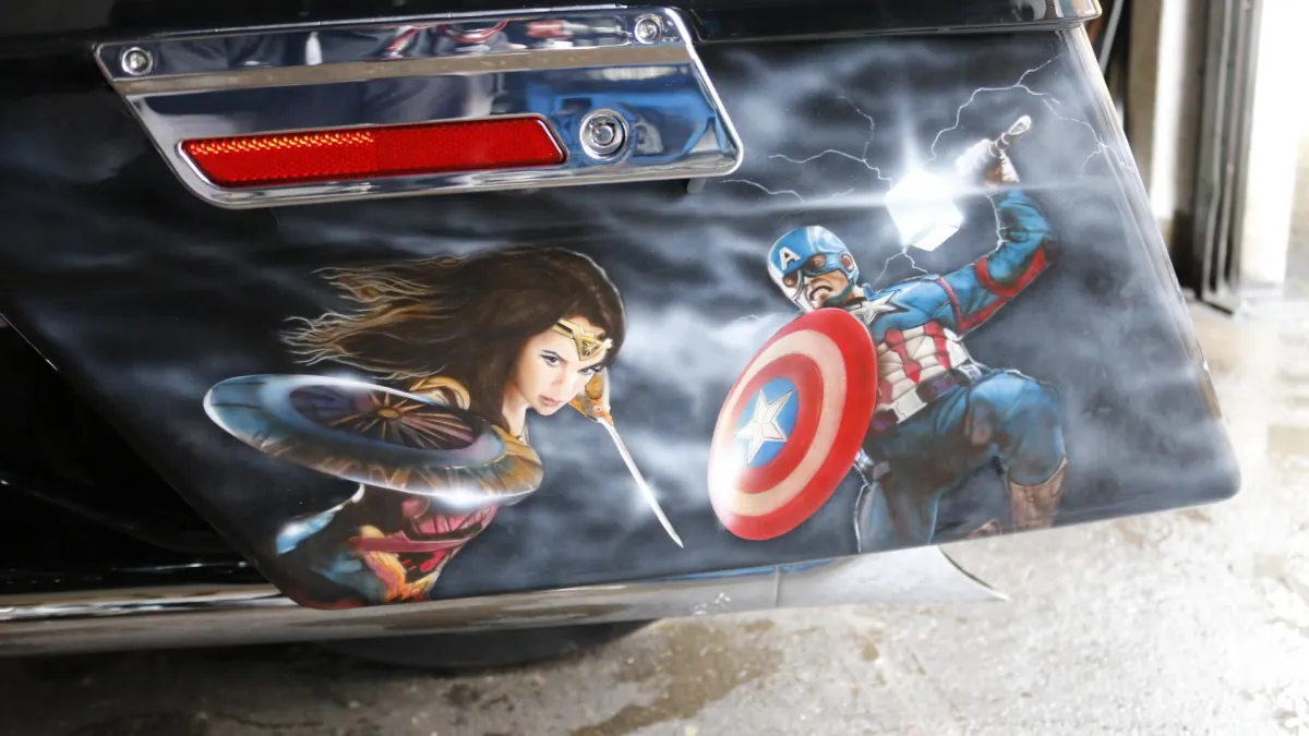 Harley Davidson Fatboy - DC Themed Airbrush