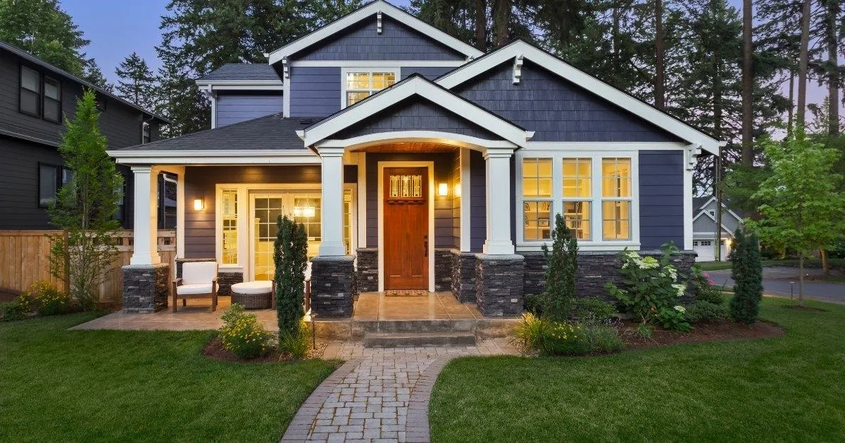 Kansas City’s Guide to Outdoor Painting: Best Practices for Deck and Fence Staining
