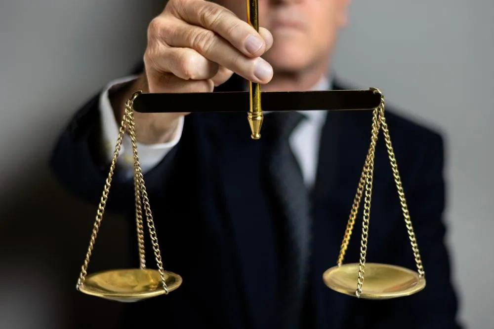 Understanding Bail Bondsmen: Myth vs. Reality