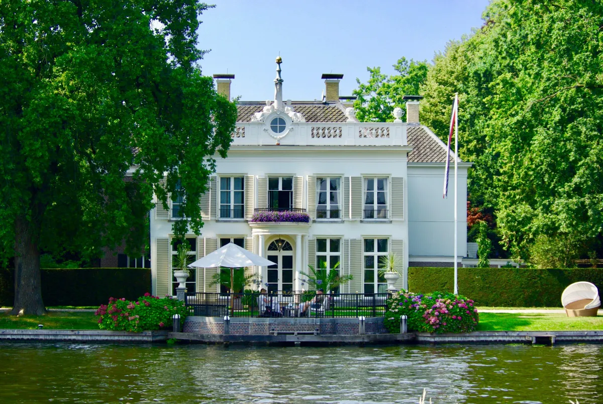 U.S. Luxury Market Report - April 2025