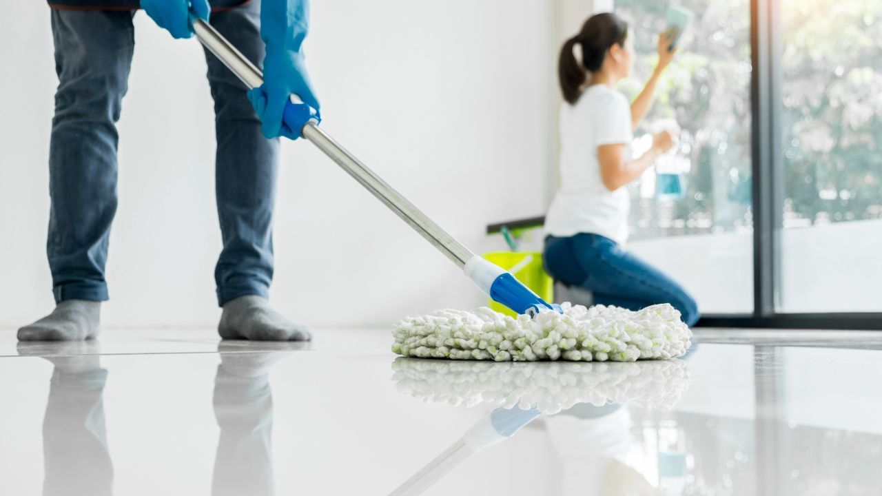 What Are the Top Benefits of Regular Commercial Cleaning?