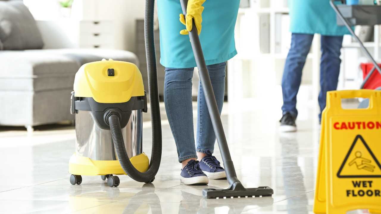 How to Choose the Right Office Cleaning Service for Your Business