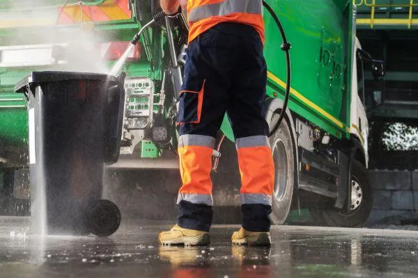 Trash Can Cleaning