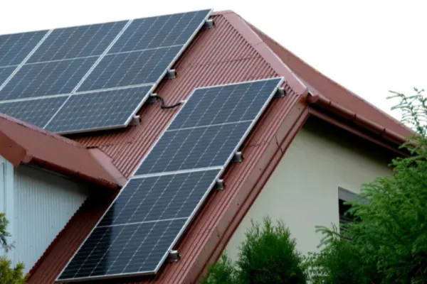 Solar Panel Cleaning in Gold Canyon, AZ | Boost Your Energy Savings