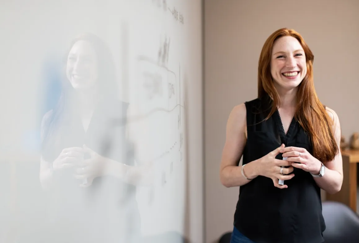 How Can Agents Transfer Knowledge Effectively to Others?