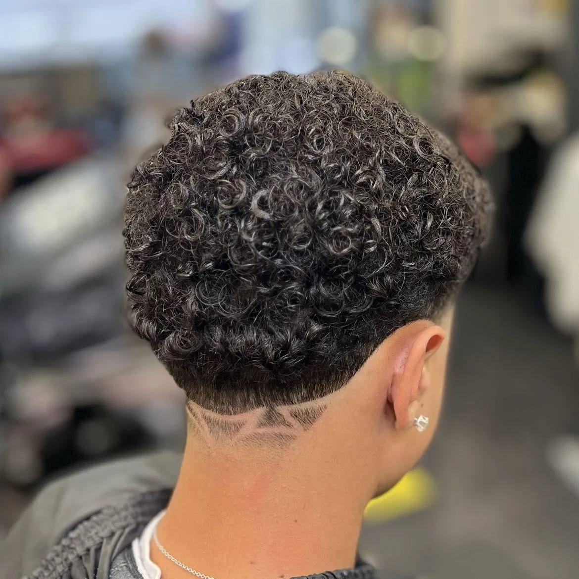 Designer Cuts - About Us Haircut Photo 4