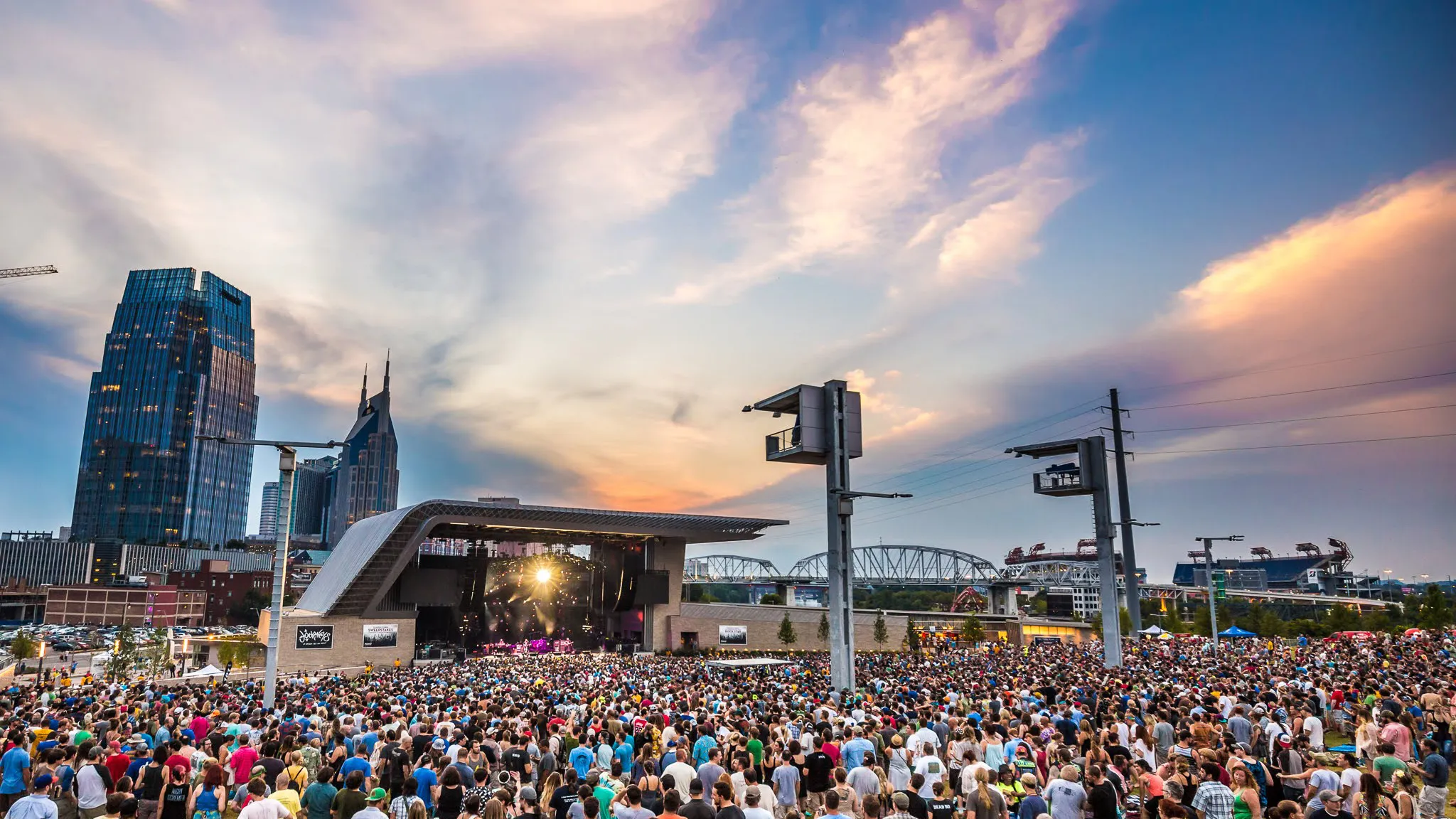 🎶 Jam Out Under the Stars at Ascend Amphitheater — Nashville’s Epic Outdoor Venue! 🎸