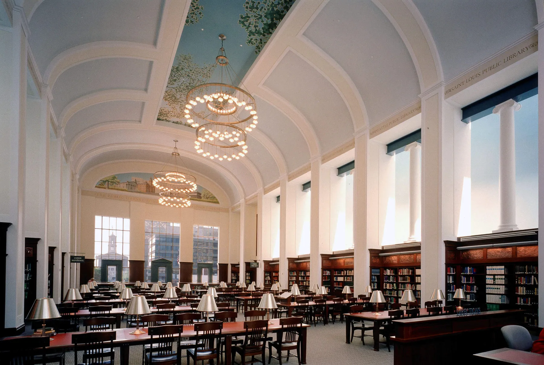 Books, Beauty & Big Ideas: Why the Nashville Public Library (Main Branch) Is a Total Vibe