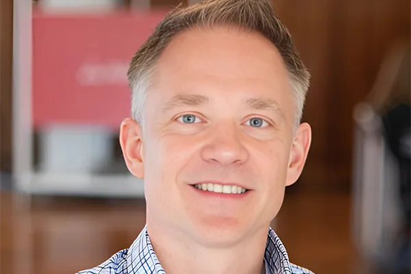 Stop Pitch-Slapping People on LinkedIn (A Love Letter to Everyone Who's Tired of Being Treated Like a Transaction)