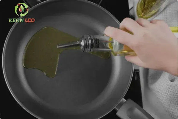 cooking-oil-disposal-problems