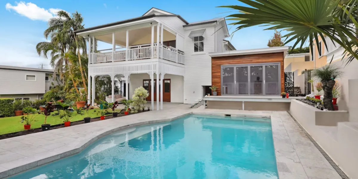 The Benefits of Choosing a Concrete Pool for Your Home