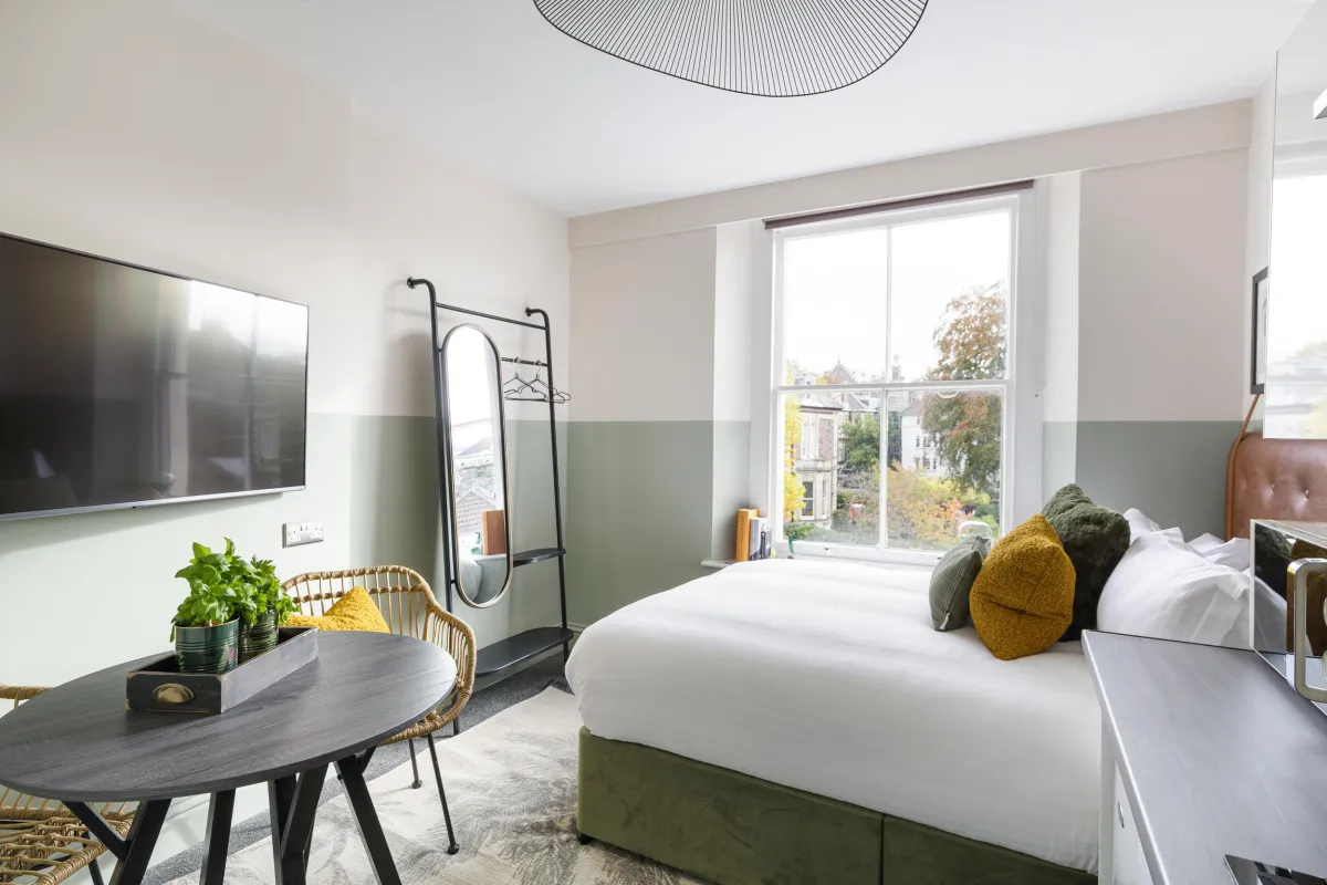 Service accomodation