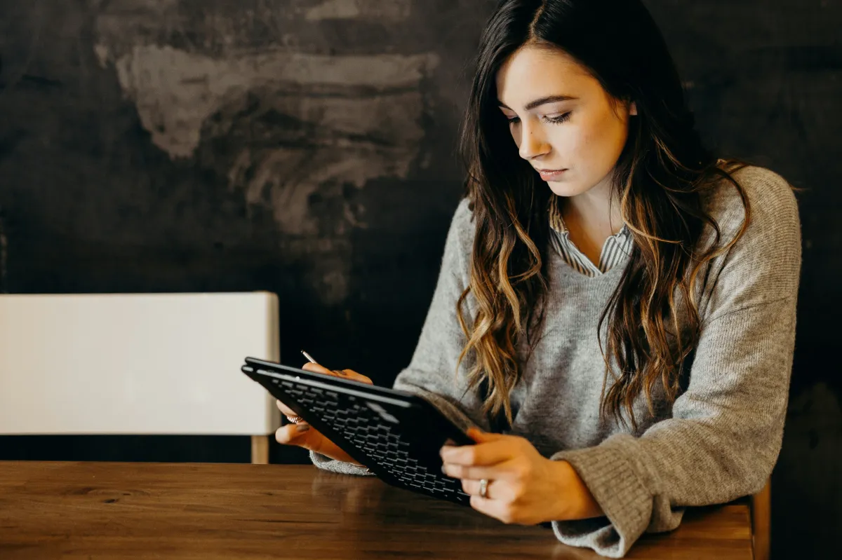Remote Sales Transformation: Evolving Strategies for Modern Business Growth
