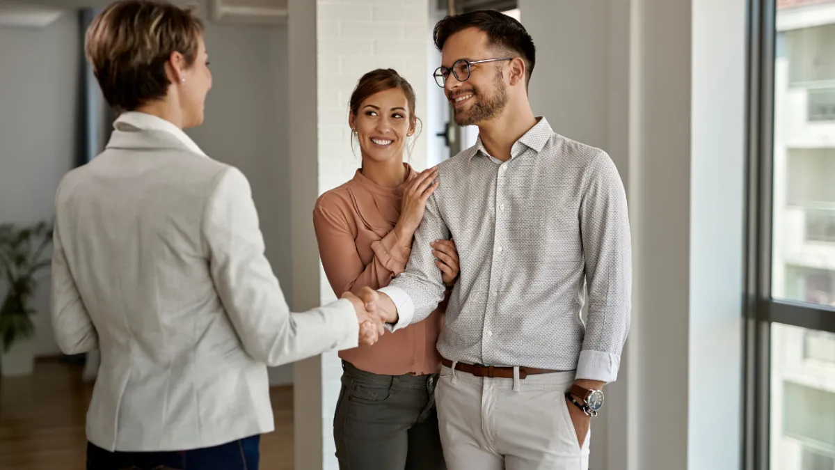 Compare Home-Buying Services with Agent Support & Closing Help — Why simpliHŌM Is Your Best Choice