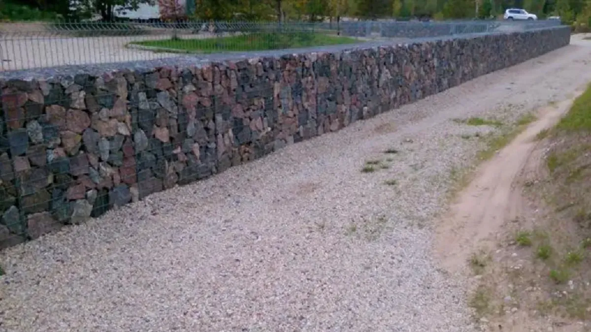 Alesi gabioon piirdemüür