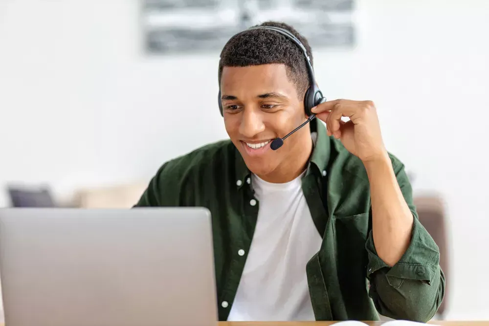 How Virtual Assistants Simplify Website Maintenance and Support