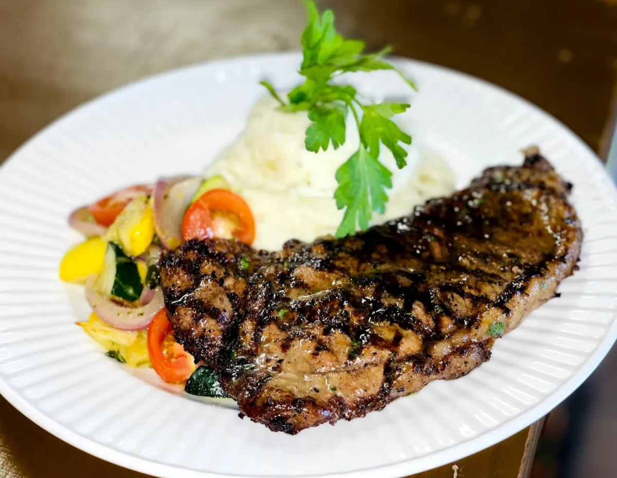 Island Vybz Grill At Christiansted