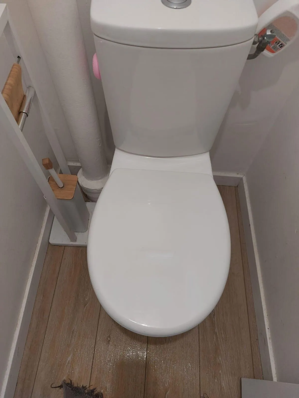 nettoyage sols Metz/entretien sols professionnels Metz/nettoyage bureaux Metz/nettoyage commerciaux Metz/entreprise de nettoyage Metz/service de nettoyage et d’entretien à Metz/nettoyage industriel Metz/nettoyage après travaux Metz/protection parquet Metz/nettoyage sols sensibles Metz