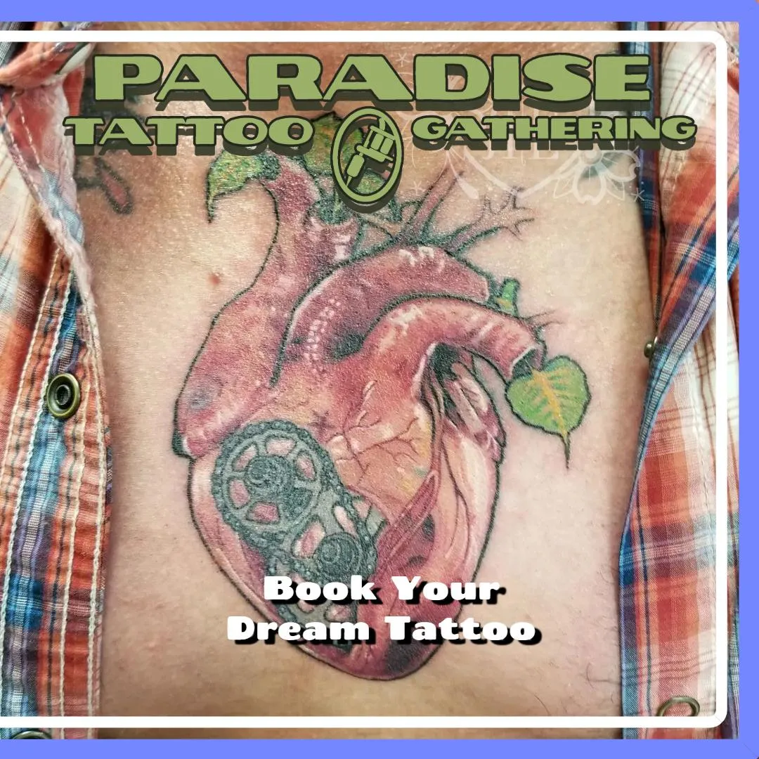 Caroline Evans is tattooing at Paradise!