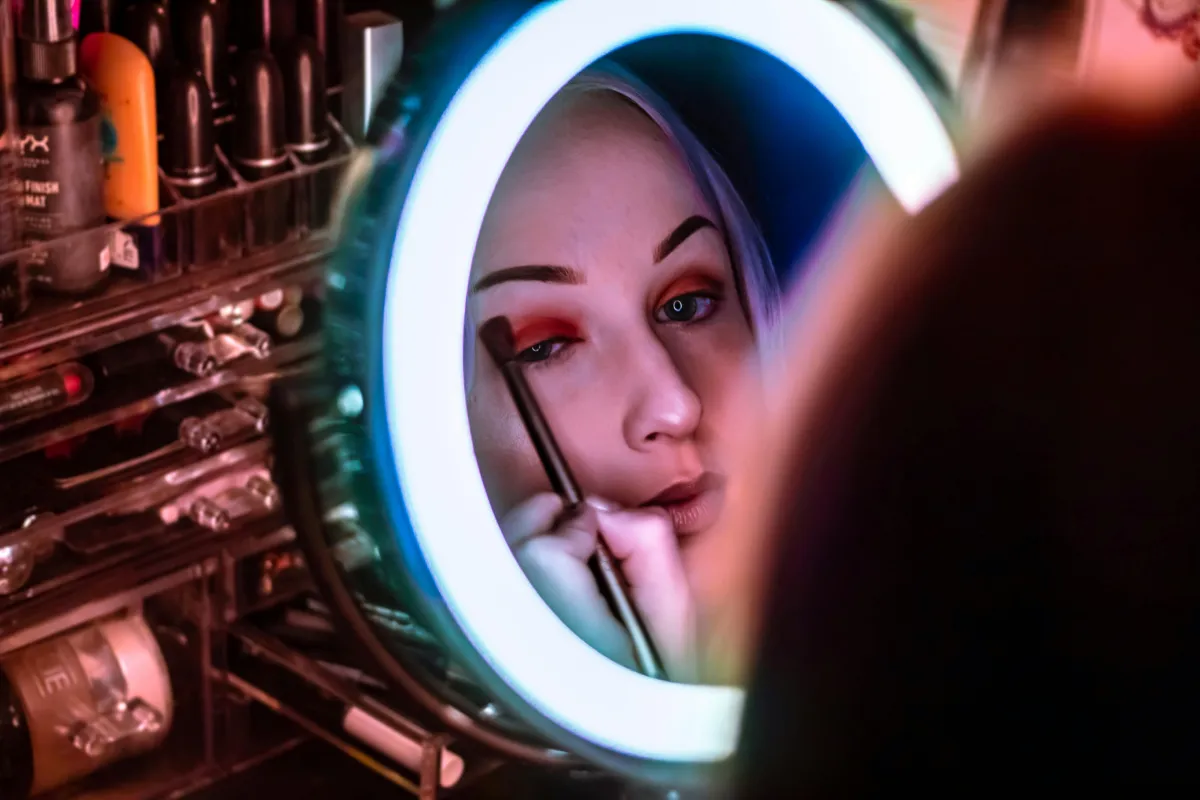 Daily Rituals: How a Makeup Routine Can Empower and Energize Your Day