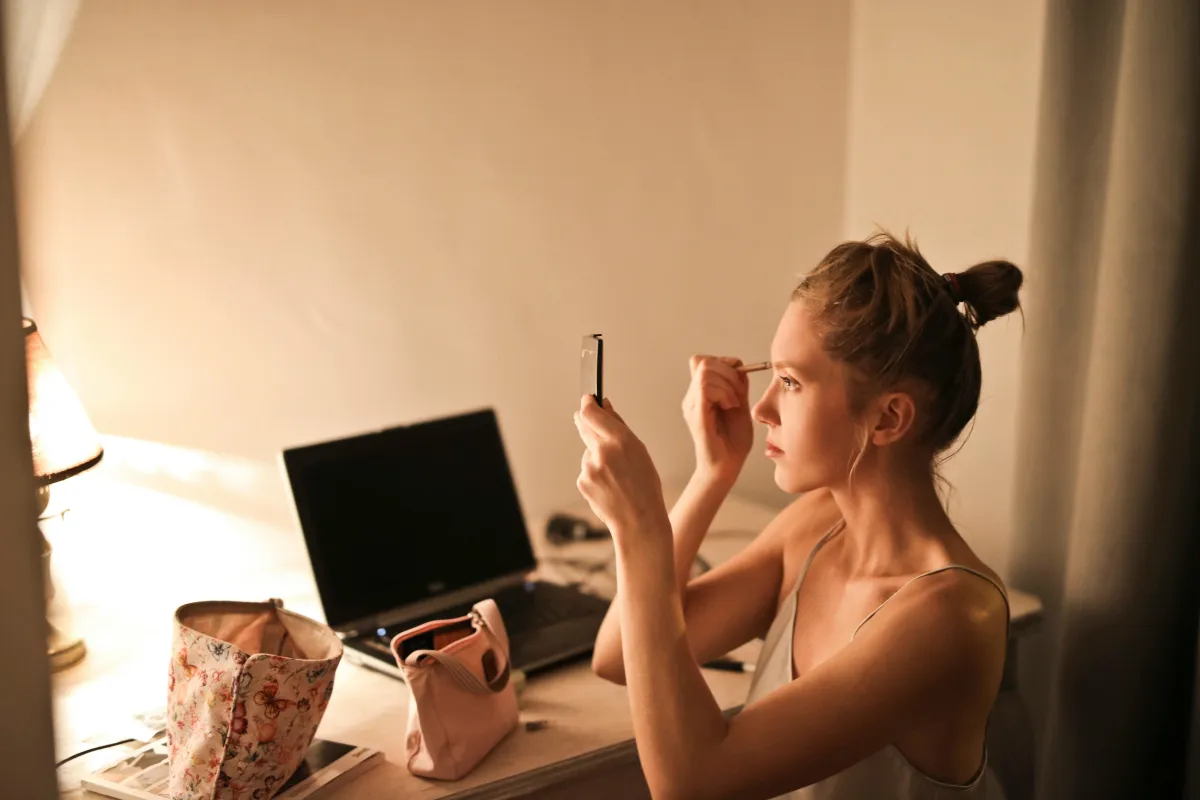 From Blush to Bold: Transforming Confidence with Makeup Techniques