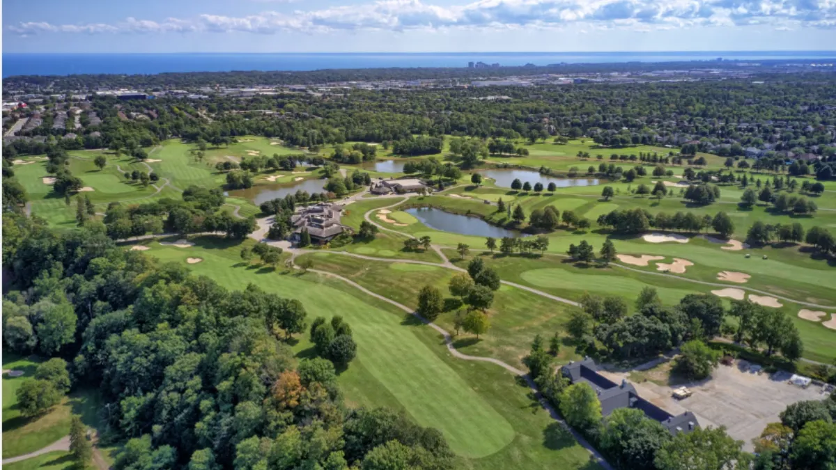 Glen Abbey Oakville neighbourhood homes near top school zones and catchment areas (2026)