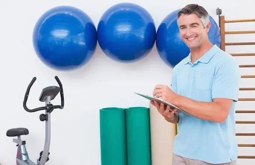How to Manage Your Gym's Finances Effectively