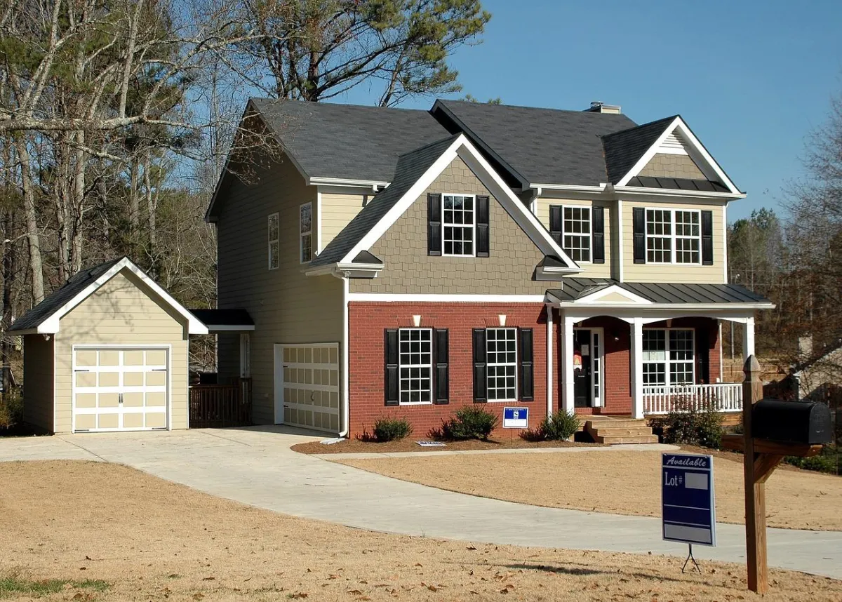 According to a report, fall might be the best real estate market in years.