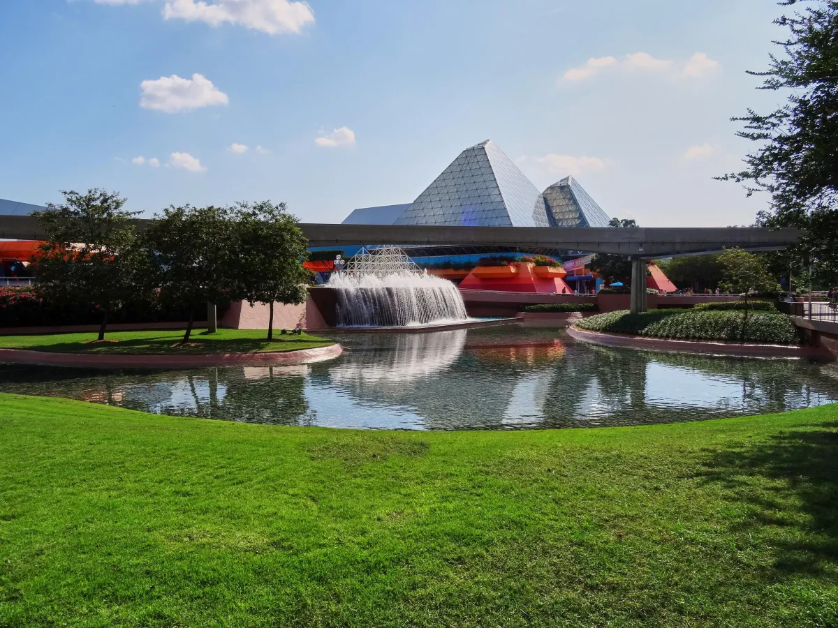Taking advantage of a fenced off section of the park to create the illusion I have a section of Epcot all to myself.