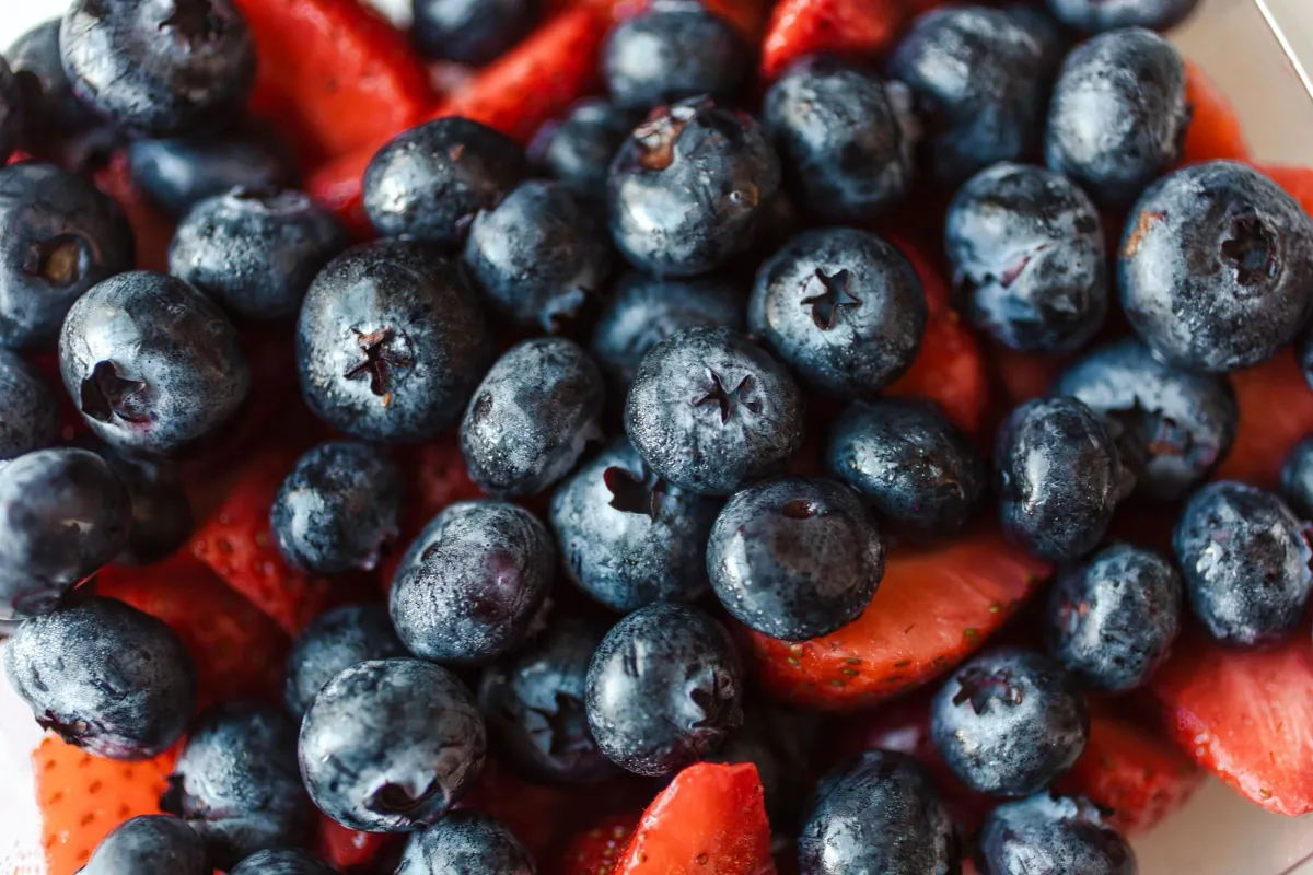 10 Essential Foods for a Balanced and Healthy Diet: A Nutritionist's Guide in Long Island, Holtsville