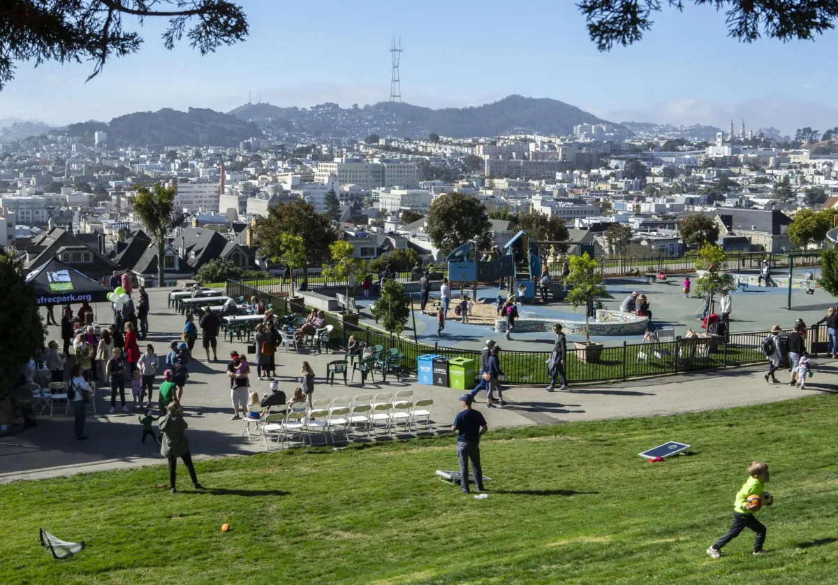 Alta Plaza Park – San Francisco’s Best Kept Secret for Views, Vibes, and Relaxation