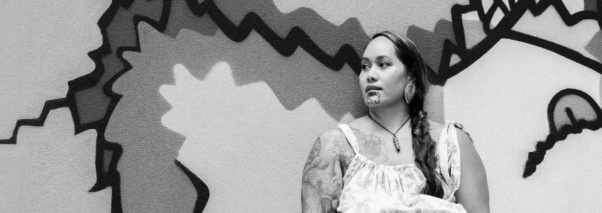 Maori lady with green floral dress