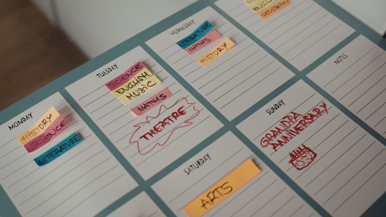 The Ideal Weekly Study Schedule for Busy Student Athletes 