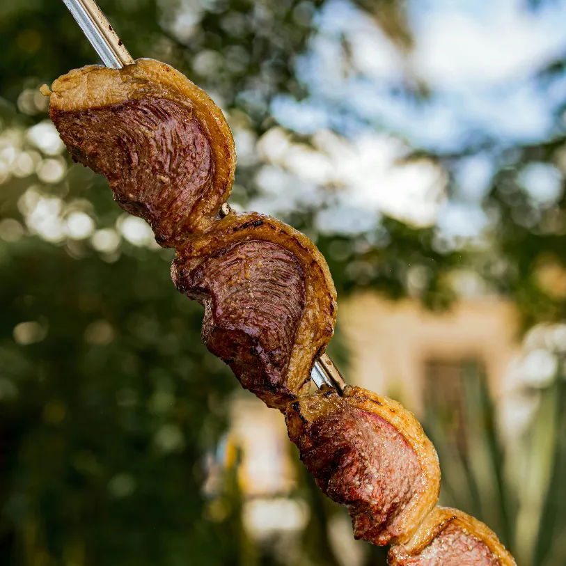 Rodízio à volonté, feijoada et spécialités suisses : une expérience culinaire unique au Restaurant Hôtel de Jura