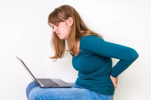 The Damaging Effects Sitting at Work Does To Your Spine