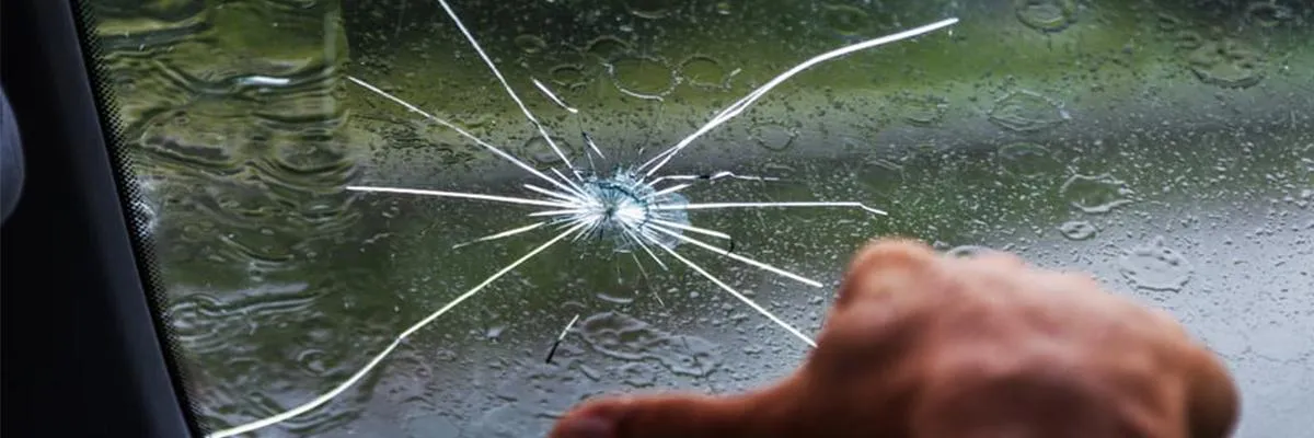 windshield-affected-by-weather