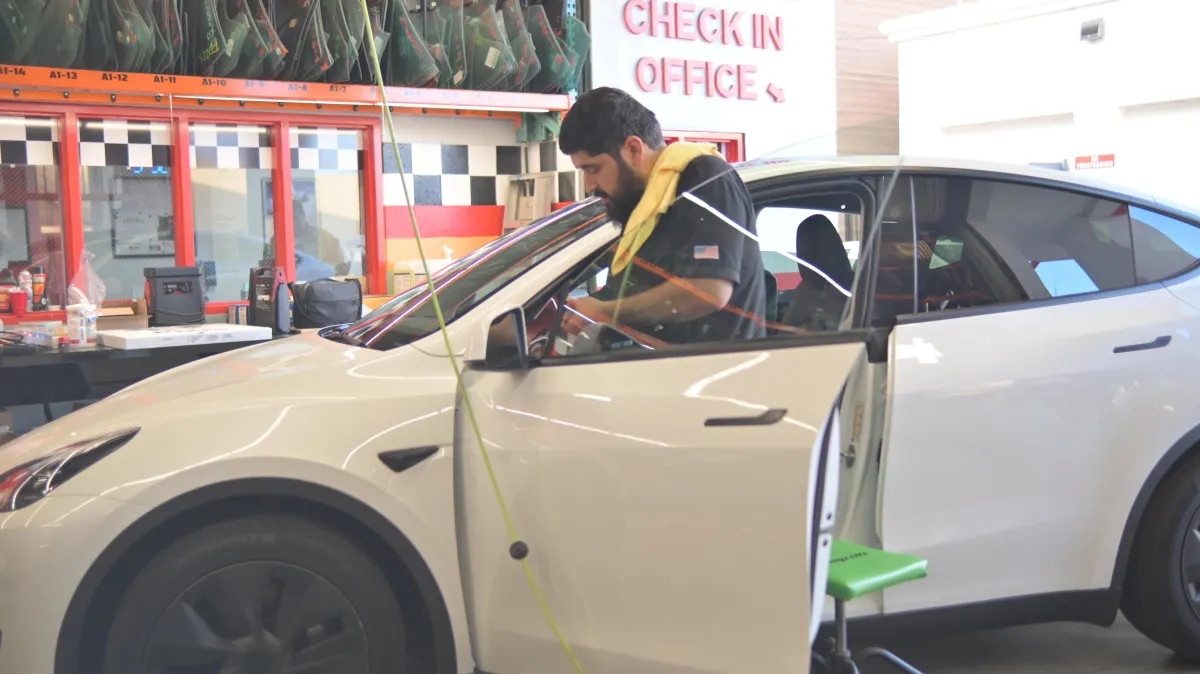 Best Cost Auto Glass Repair in San Diego