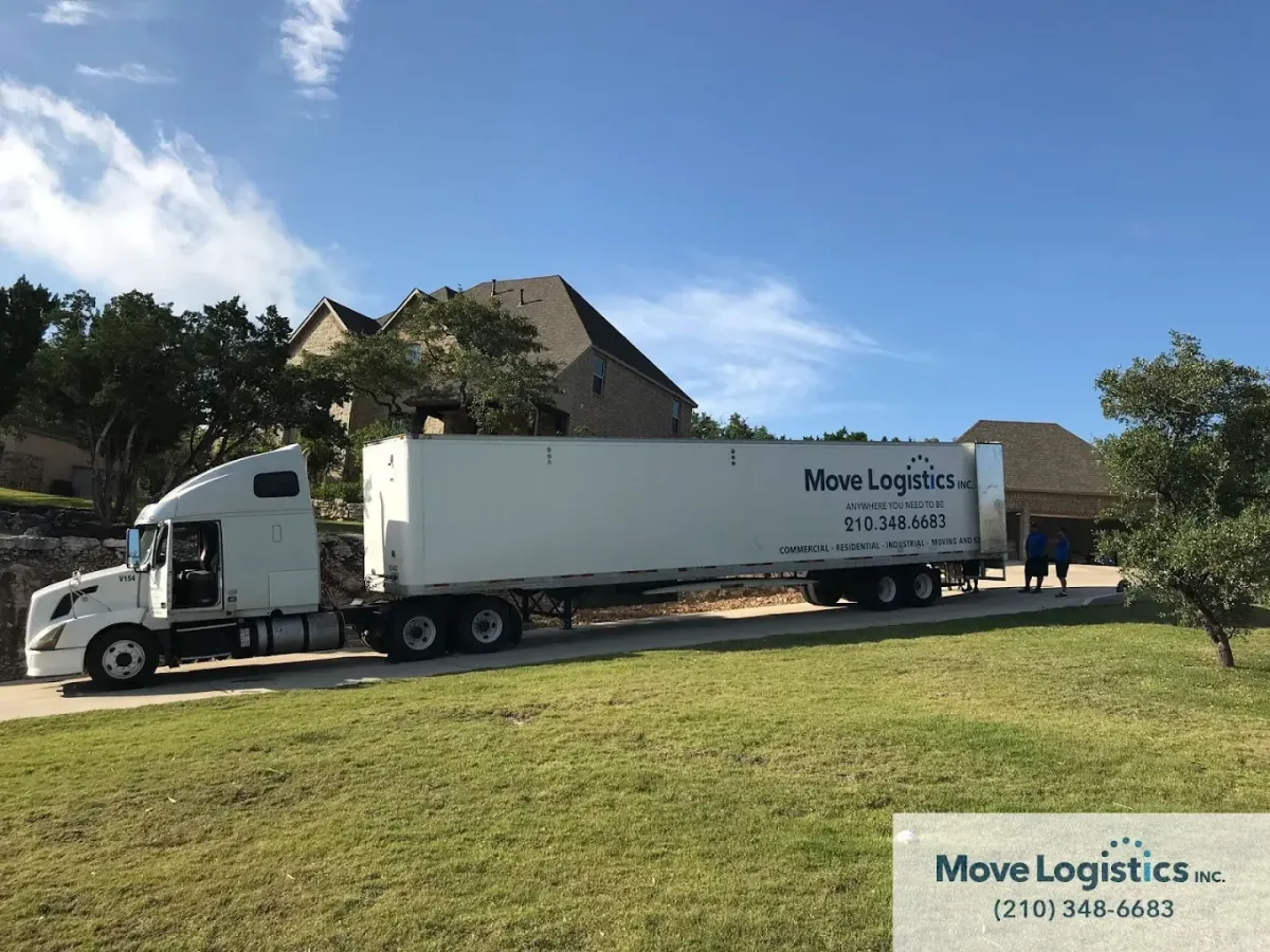 Move Logistics's truck