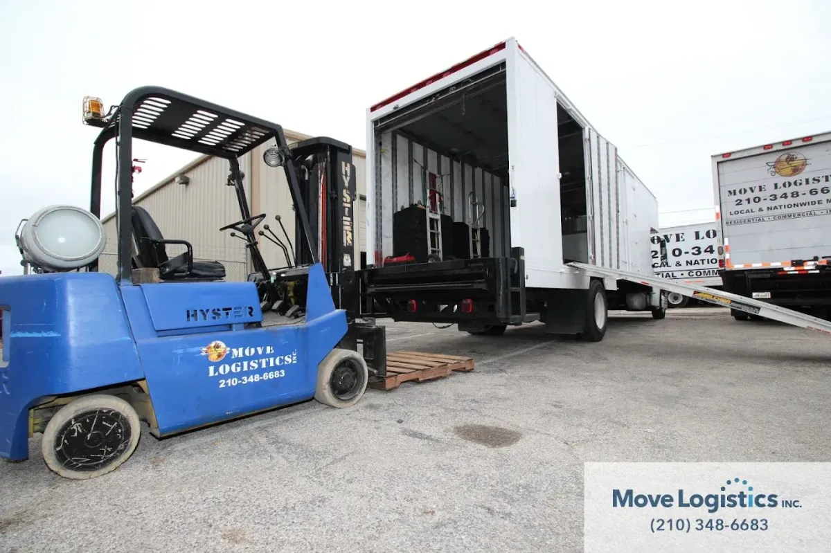Move Logistics's forklift and truck