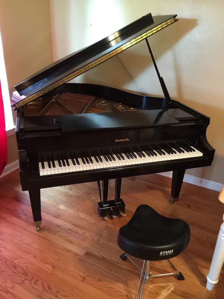 piano to be moved by Move Logistics