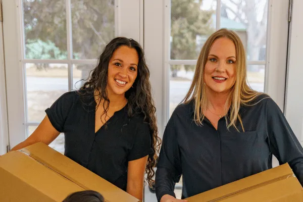 organized-by-keli-and-co-denver-co-simple-tips-to-keep-your-move-organized-and-stress-free-moving-boxes-move-management